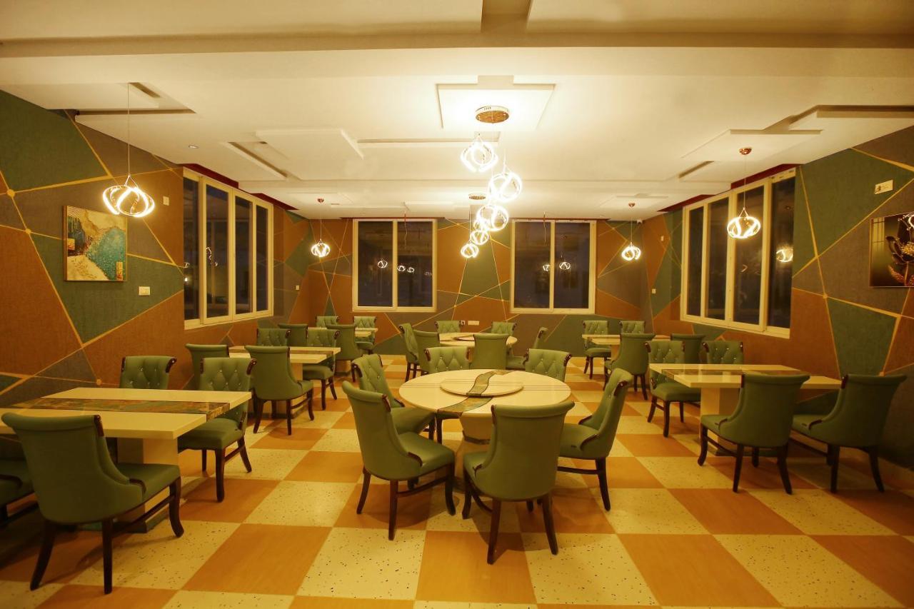La Feliz Palacio Yercaud Exterior photo